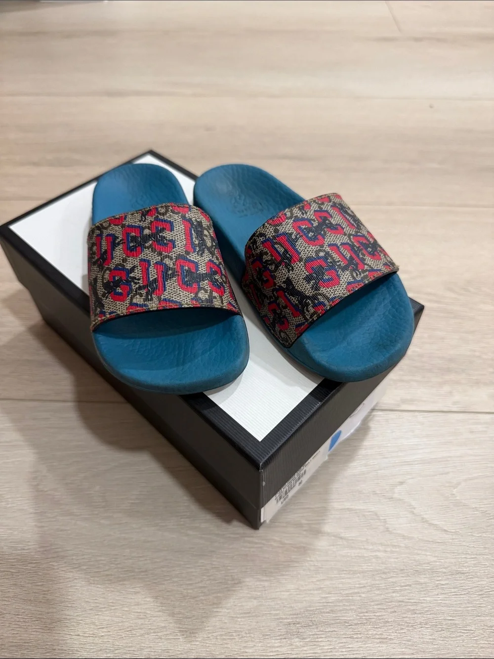 Gucci Blue Slide Sandals with Red and Navy Monogram Strap size 10
